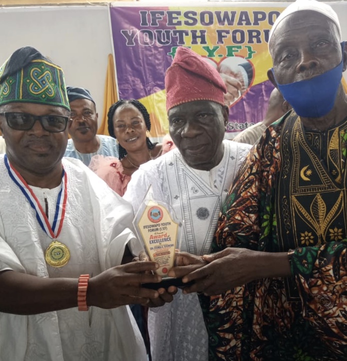 Odigbo group honours Sen Tofowomo, two others