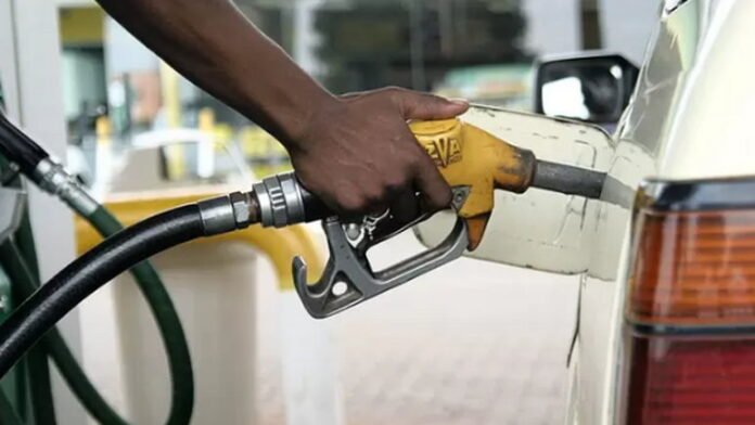 Petrol Price Hits N1,000 Per Litre in Abuja As Queues Return