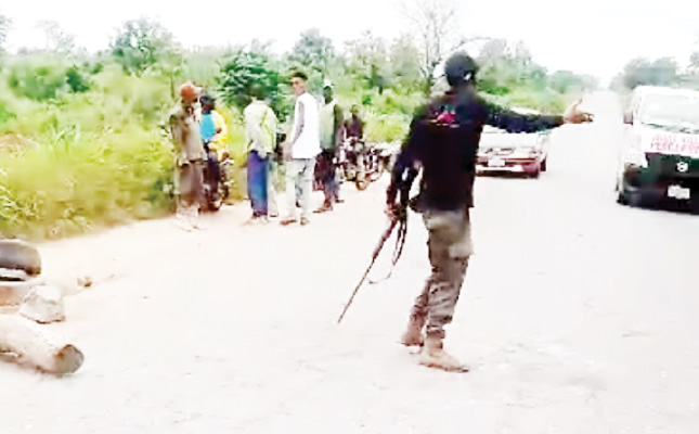 Three policemen feared killed at checkpoints in Delta, Ondo