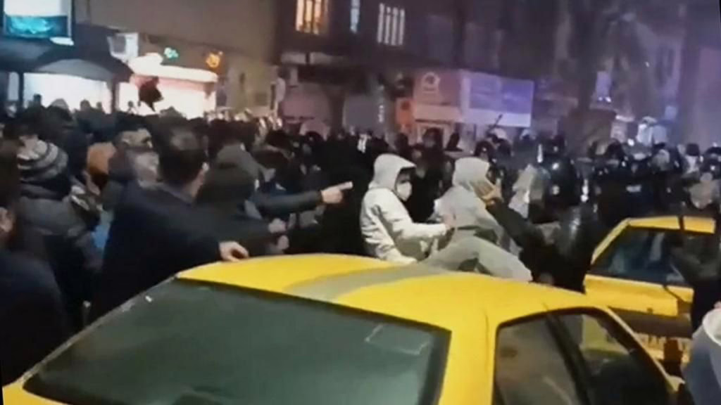 Iran Protests: Thousands Feared Dead Amidst Brutal Crackdown on Demonstrators