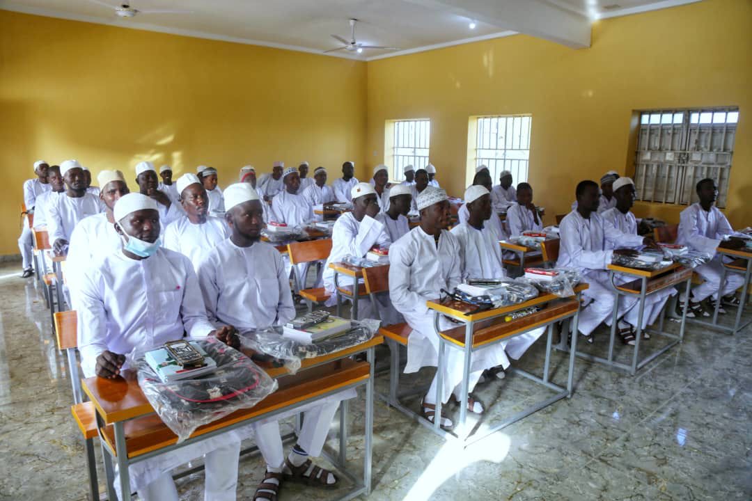 Borno: Zulum distributes farm tools, commissions school in Damasak
