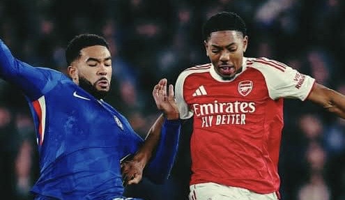 Arsenal Defeats Chelsea 2-1 to Strengthen Premier League Title Aspirations