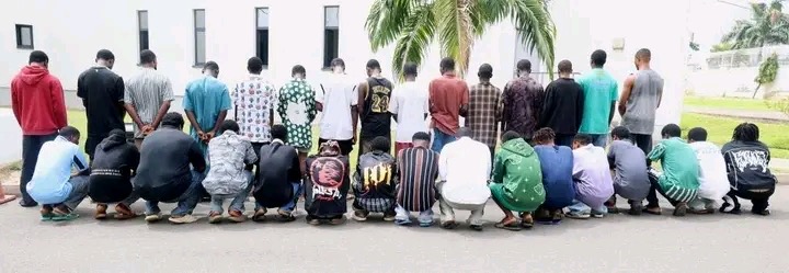 EFCC Busts ‘Yahoo Academy’ in Abuja, Arrests 31 Suspects