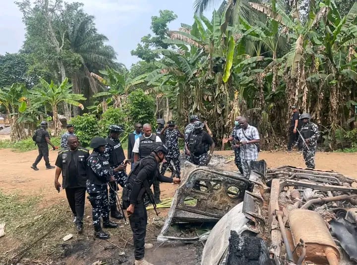 Gunmen Kill Imo Monarch, Five Others in Deadly Attack