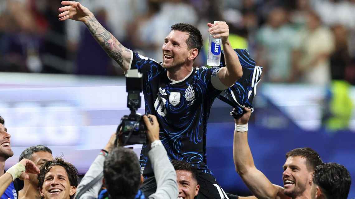 Argentina Stun England to Book Back-to-Back World Cup Final Berth