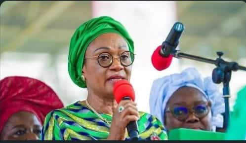 Remi Tinubu Appeals for Husbands Re-election, Says “I want to Enjoy Nigeria at Old Age”